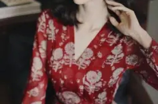 骨头的游戏极乐将至mp4