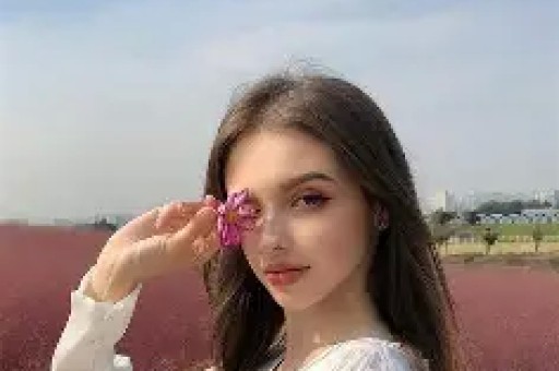 《动漫美女100%穷变无尽》免费观看